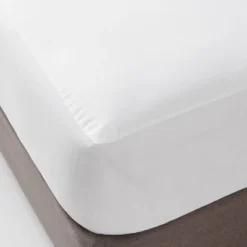 Waterproof Fitted Mattress Protector - Room Essentialsā¢