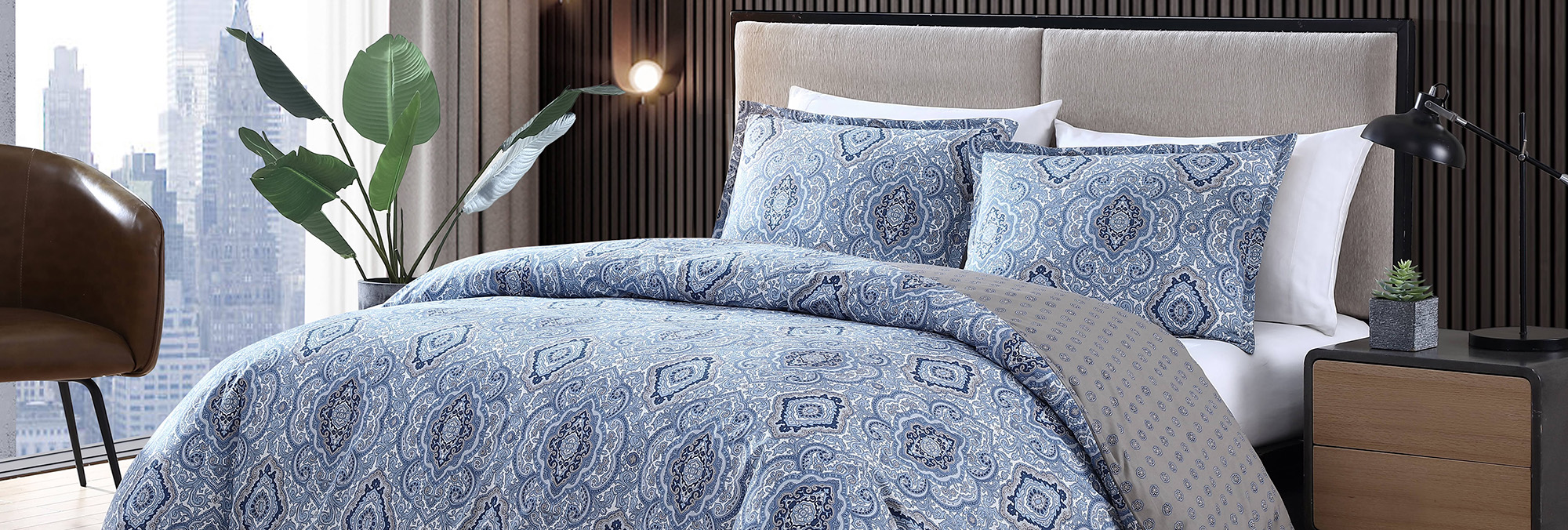 Room Essentials -Room Essentials 1